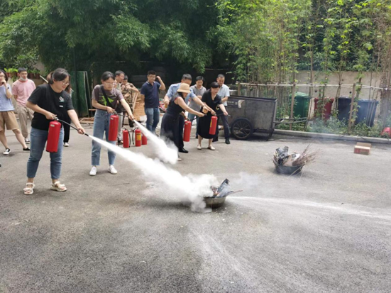 海利集團(tuán),長沙殺蟲劑,長沙光氣衍生物,長沙氨基酸保護(hù)劑,長沙鋰離子電池材料 海利集團(tuán),長沙殺蟲劑,長沙光氣衍生物,長沙氨基酸保護(hù)劑,長沙鋰離子電池材料
